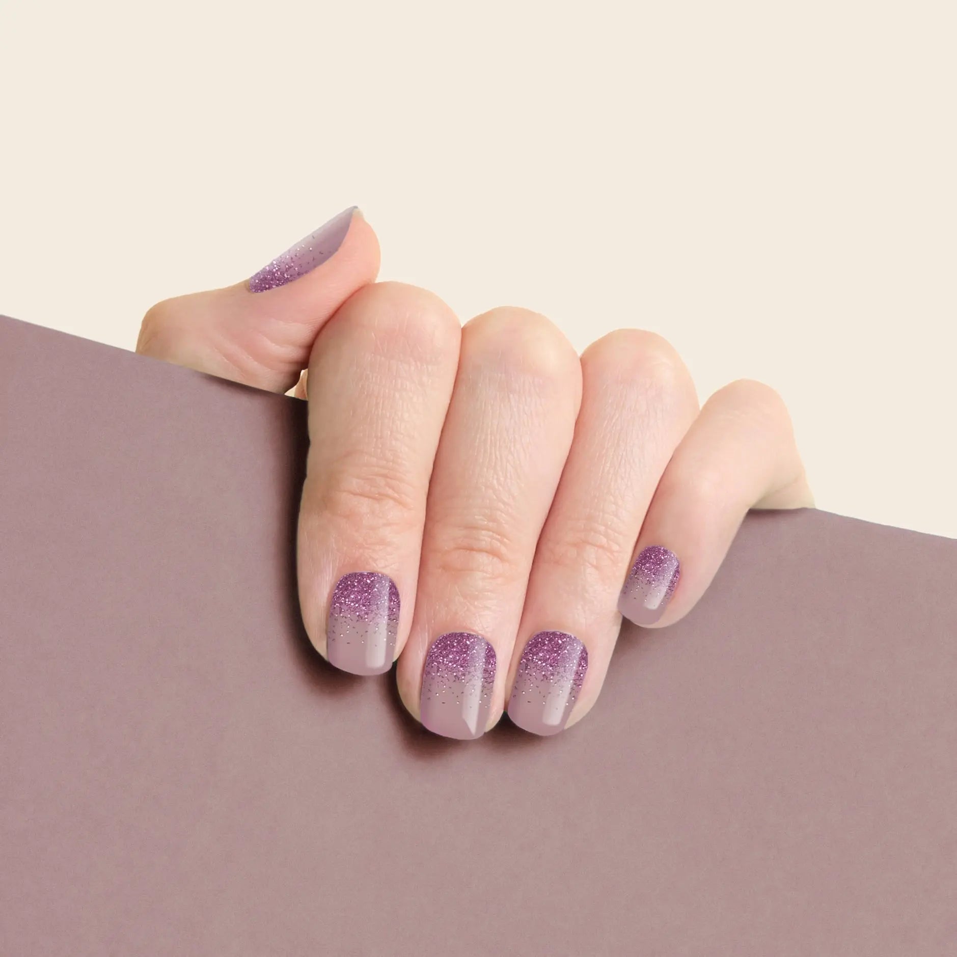 mesme Helen Lilac 14-Day UV Gel Nail Wraps On Hand