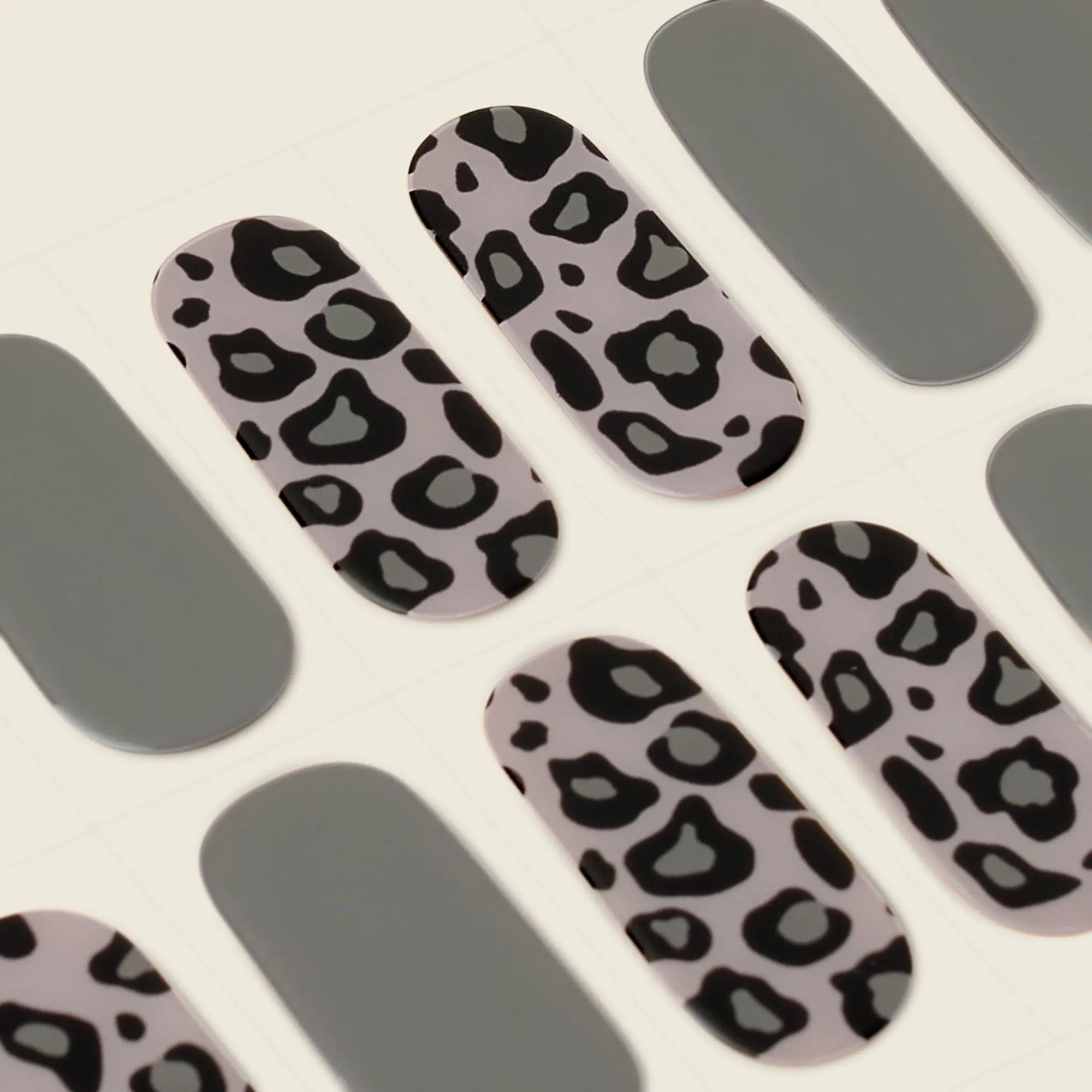 mesme Lizzie Grey Leopard Print 14-Day UV Gel Nail Wraps — Strip Sheet Close-Up